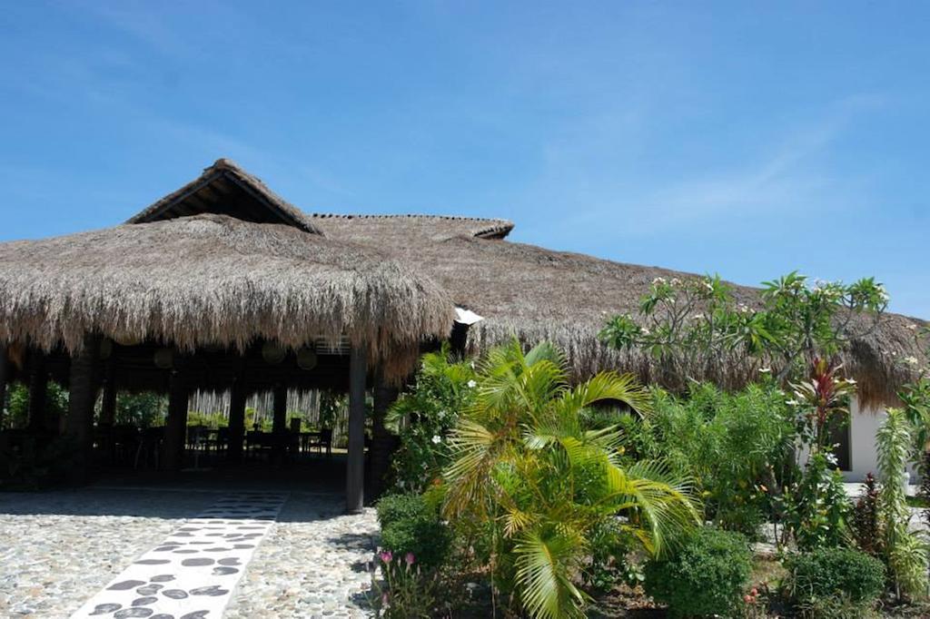 Natures Garden Park Resort And Spa Lapu-Lapu City Esterno foto