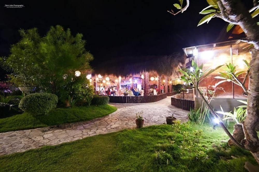 Natures Garden Park Resort And Spa Lapu-Lapu City Esterno foto