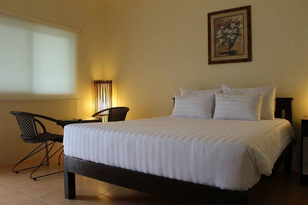 Natures Garden Park Resort And Spa Lapu-Lapu City Esterno foto